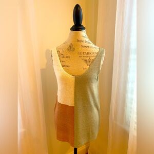 Colorblock classic sleeveless top